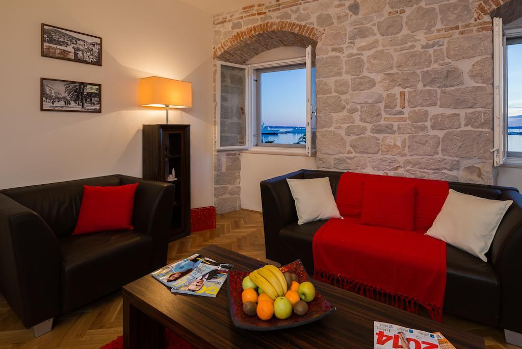 Luxury Apartment Riva With A Magnificient View Split Exterior photo